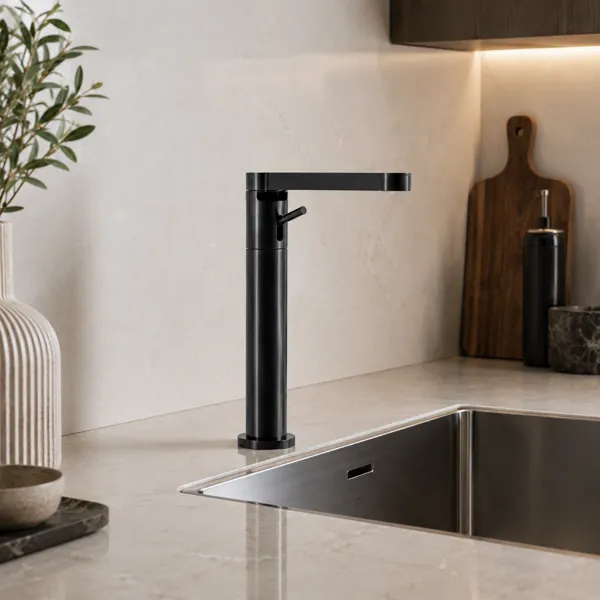 Faucet No. 00002 back